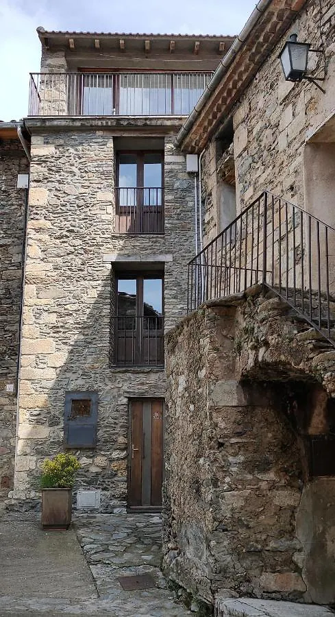 Cal Dalmau Apartaments Loft Pardines 0*,  Espanha
